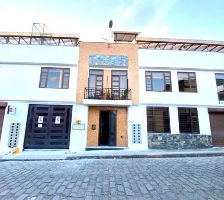 Modern Cozy Suite Cuenca 0*,  Ecuador